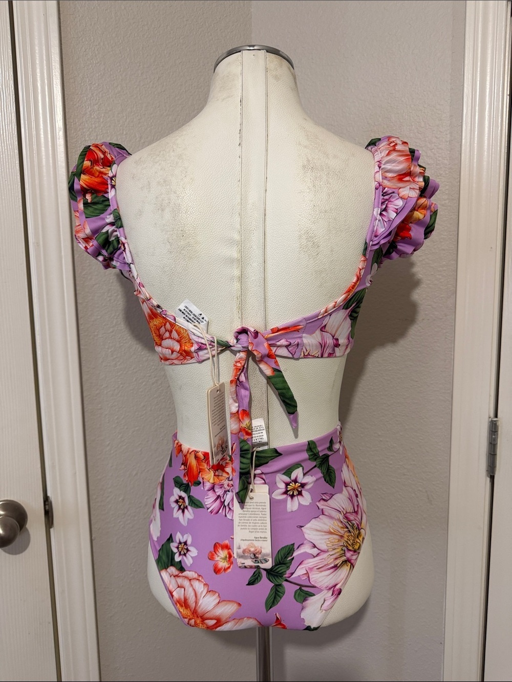 Agua Bendita Arielle Lavender Floral Ruffle Reversible Swimming Suit Set - Picture 6 of 13
